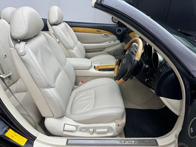 LEXUS SC 430