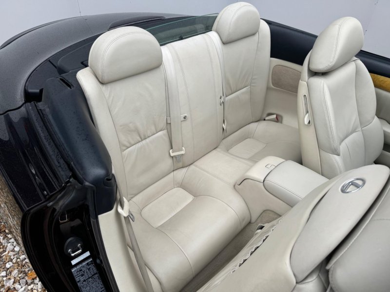 LEXUS SC 430