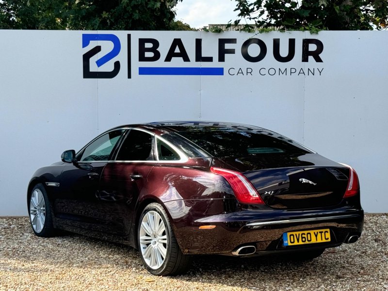 JAGUAR XJ