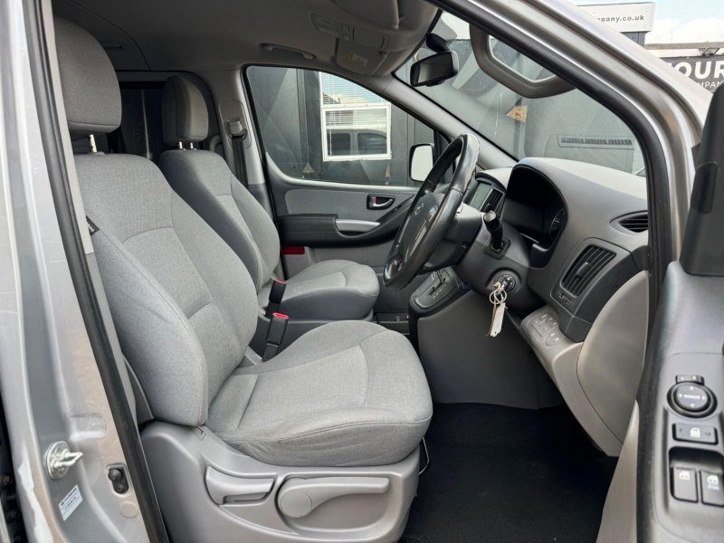 HYUNDAI I800