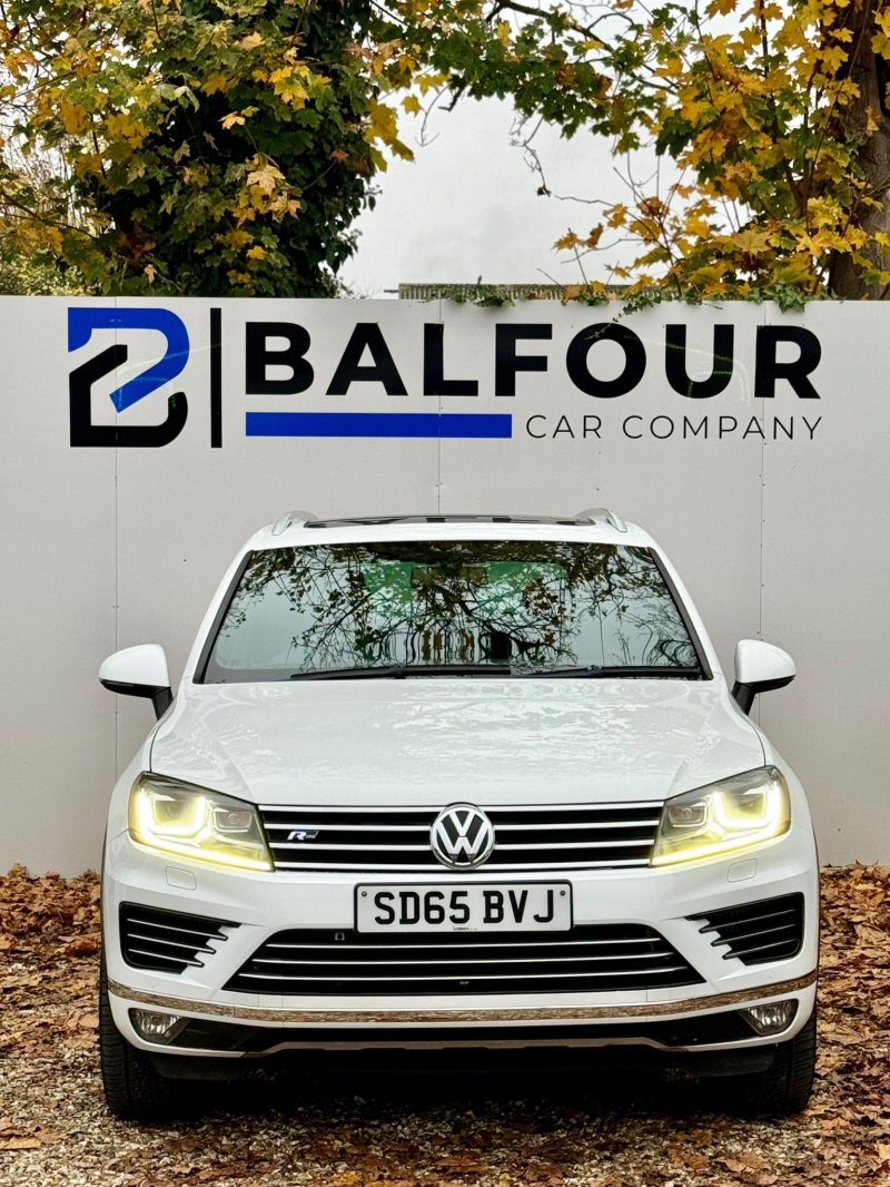 VOLKSWAGEN TOUAREG