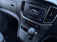 HYUNDAI I800