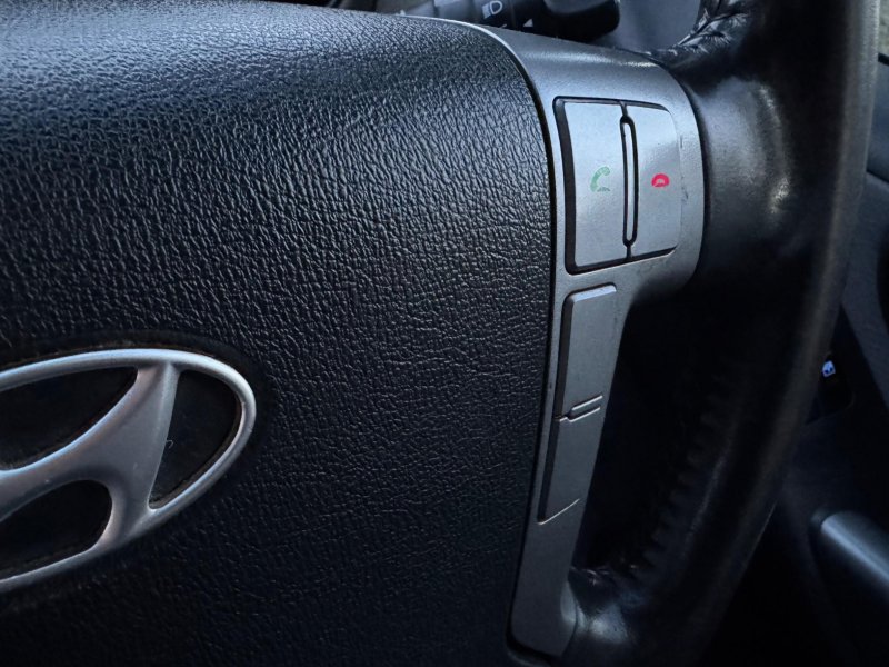 HYUNDAI I800